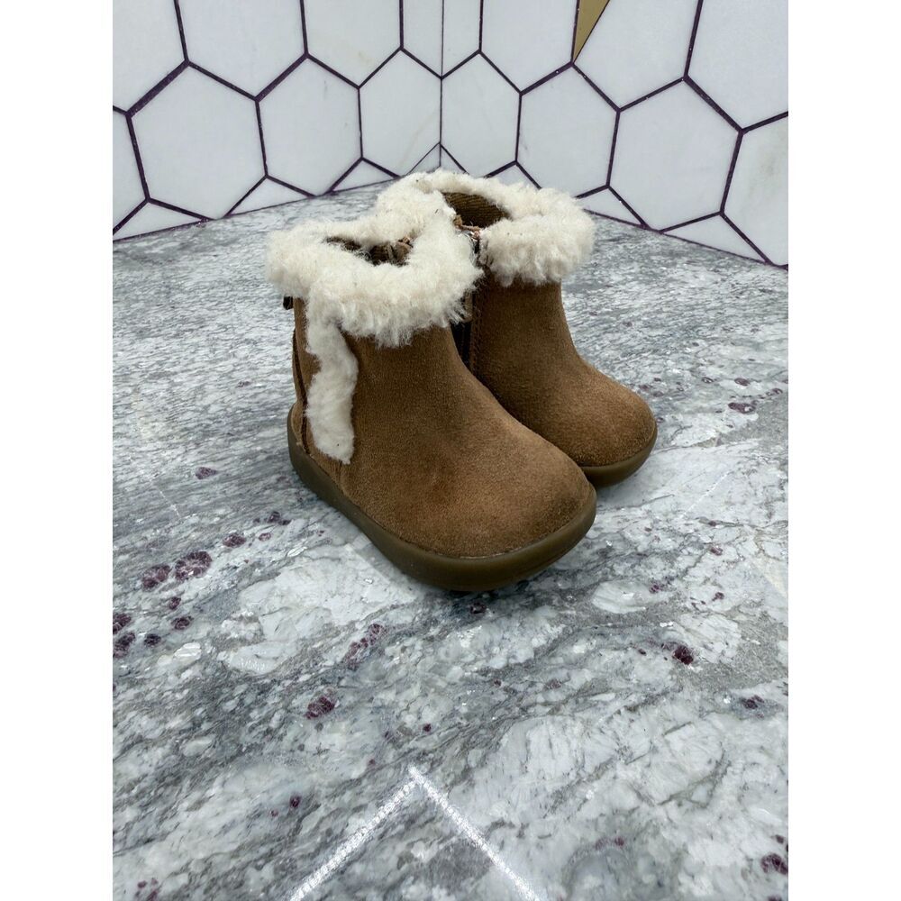 UGG Baby Mallya Boot Chestnut Suede with Fur Collar Western Eskimo Size 2/3